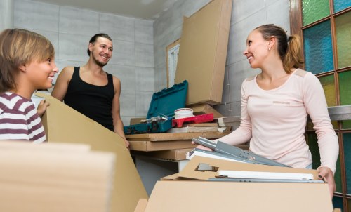 Removals team planning a local move in Richmond upon Thames