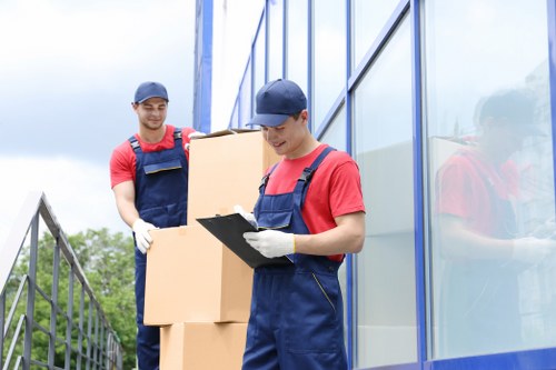 Screen-reader support concept for a self storage website