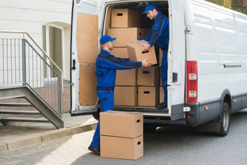 Organised storage units suitable for local moves and business stock