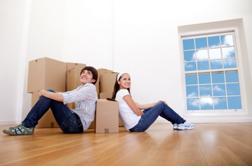Small removals support for homes and businesses in Richmonduponthames