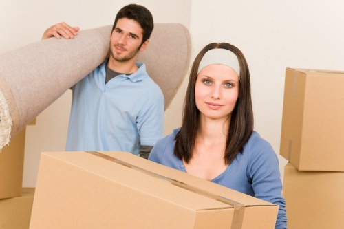 Customers preparing items for self storage near Richmond and Twickenham